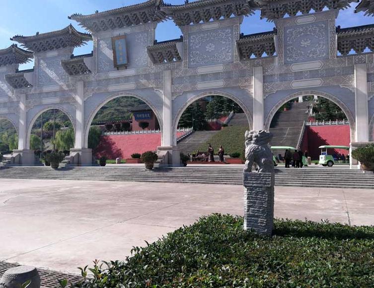 西安霸陵新區(qū)墓園怎么樣?